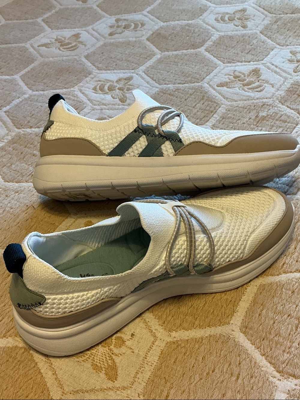 CLARKS EZERA RUN SNEAKER/ 7 1/2